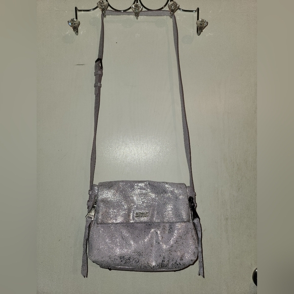 Aimee Kestenberg iridescent metallic light purple silver Bali crossbody … - Picture 3 of 9